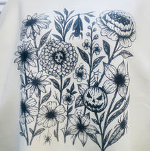 Load image into Gallery viewer, Spooky Floral Crew Neck
